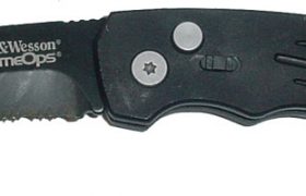 NEW SMITH & WESSON BLACK TANTO SERRATED