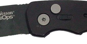 New Smith & Wesson 50 black blade plain edge